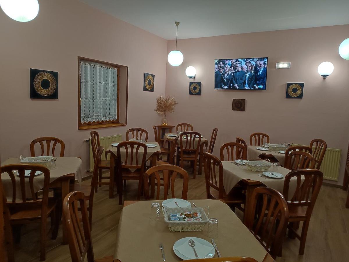La Salmonera Cangas De Onis Caño المظهر الخارجي الصورة